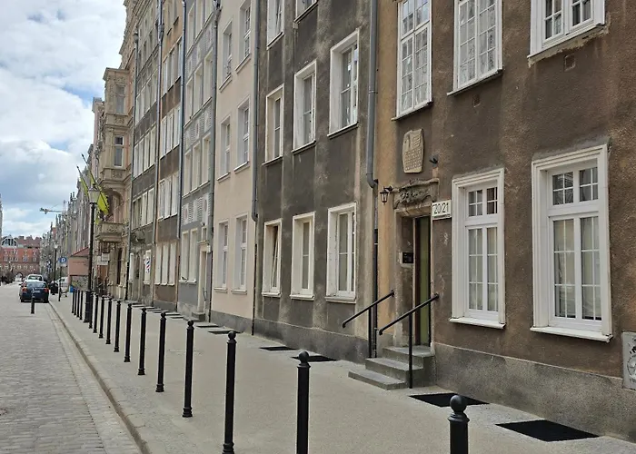 Old Town - Under The Clouds *